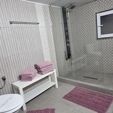 Adina Apartment